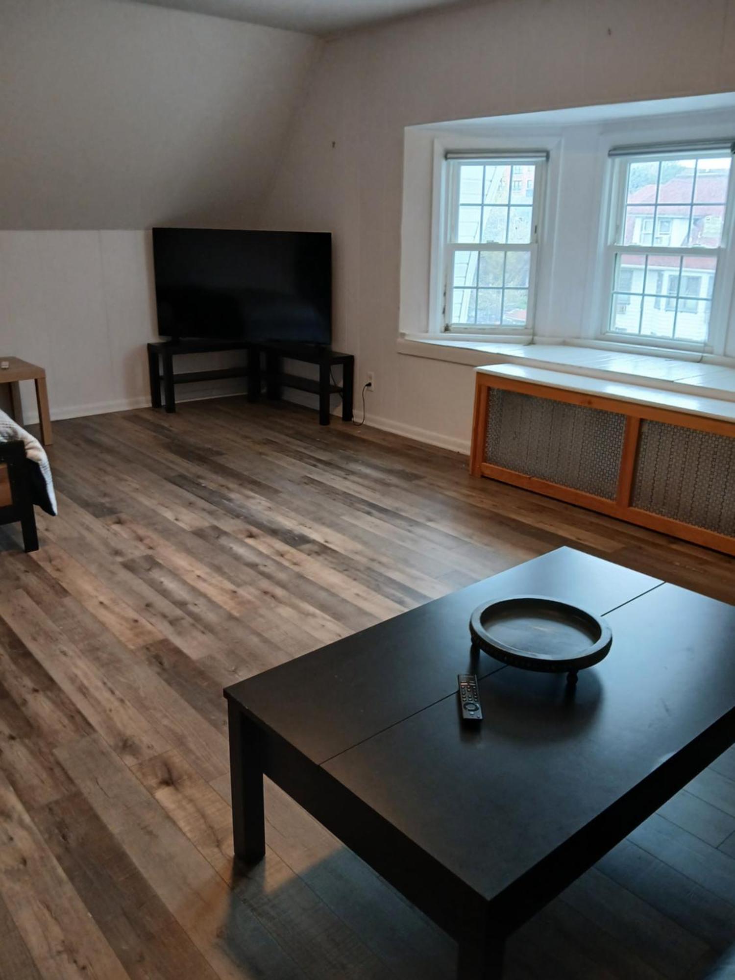 Gorgeous Victorian House!! Entire Suite In Sam'S Home New York Rum bild
