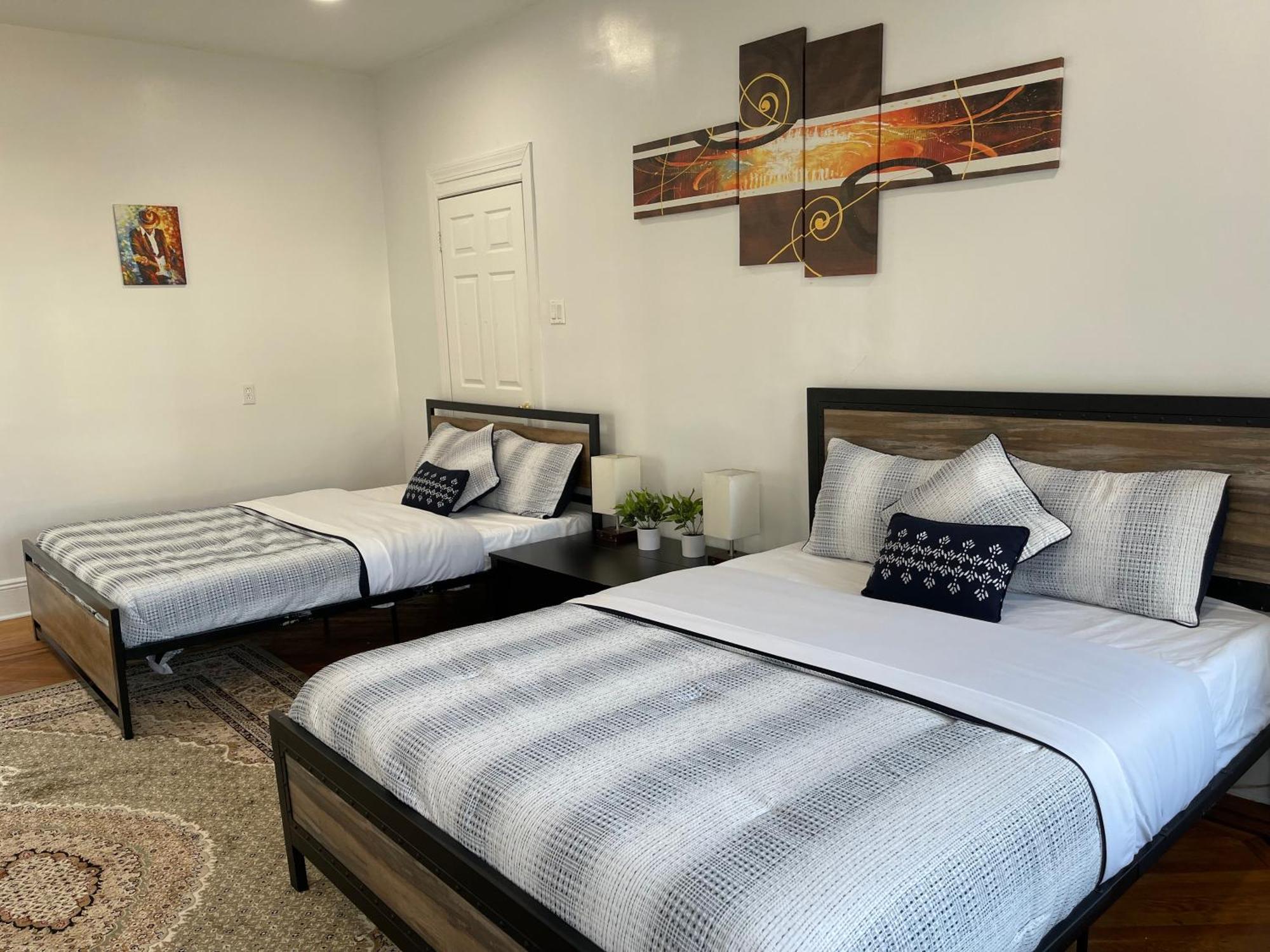 Gorgeous Victorian House!! Entire Suite In Sam'S Home New York Exteriör bild